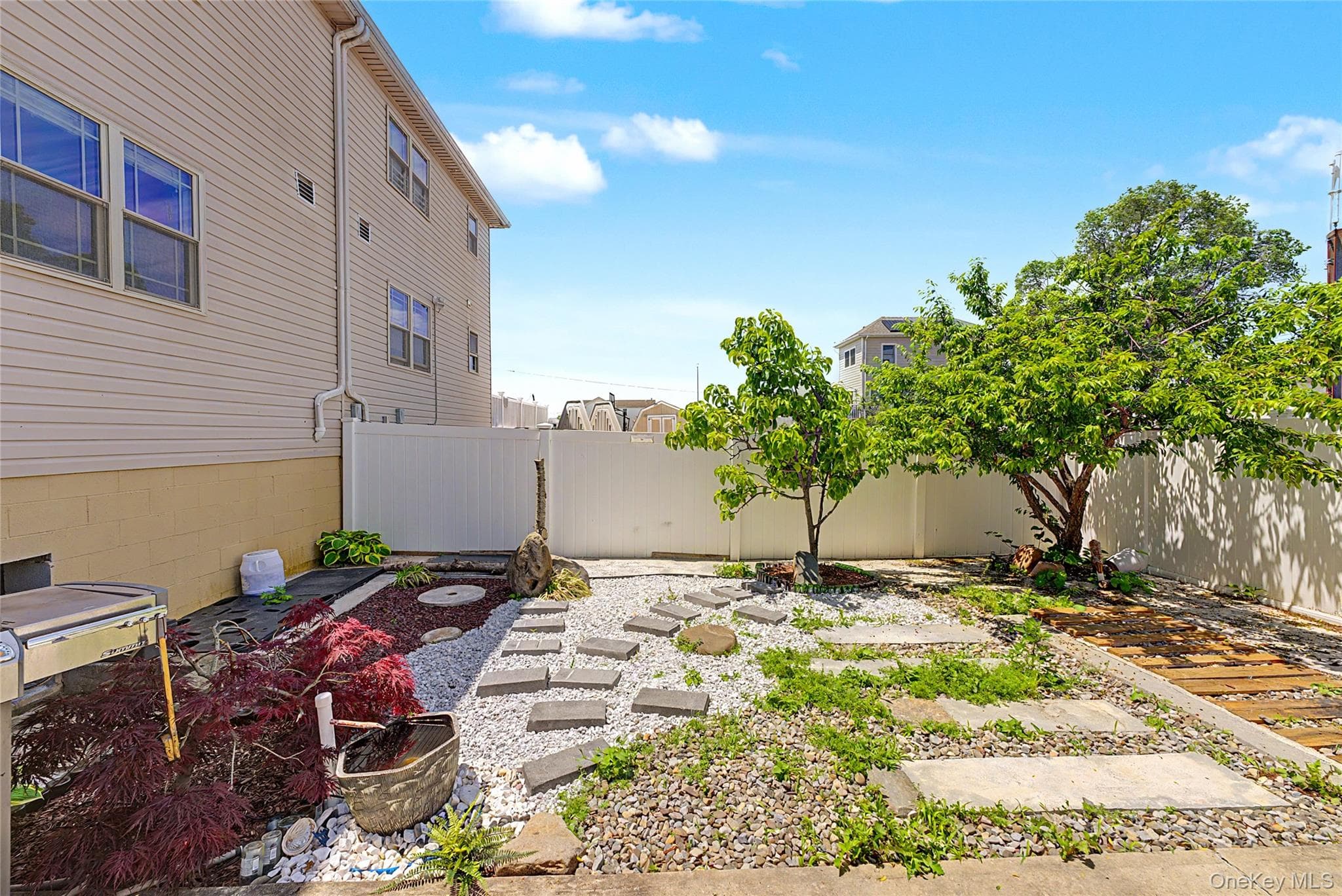 10205 Davenport Court thumbnail 25