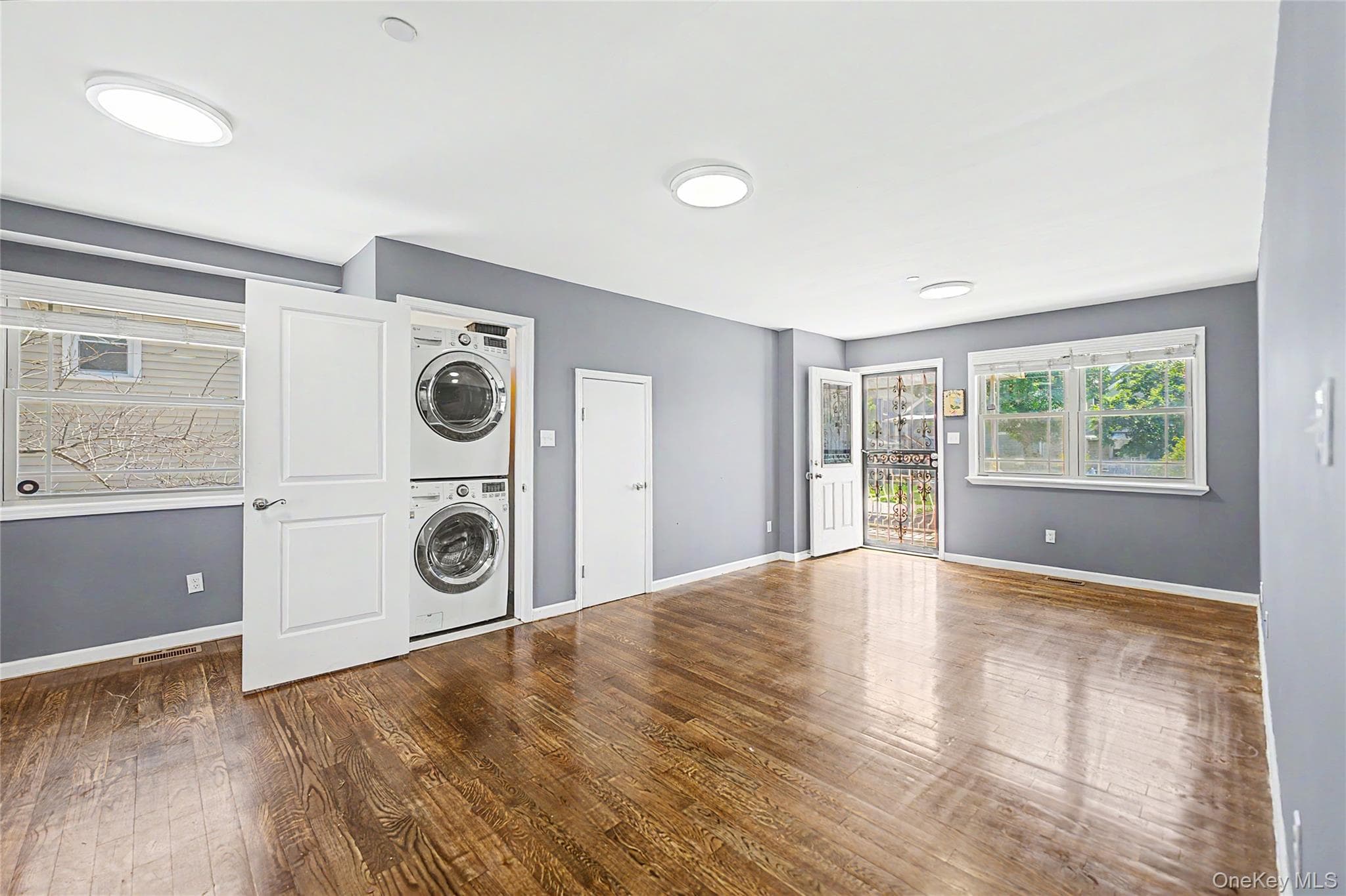 10205 Davenport Court thumbnail 5