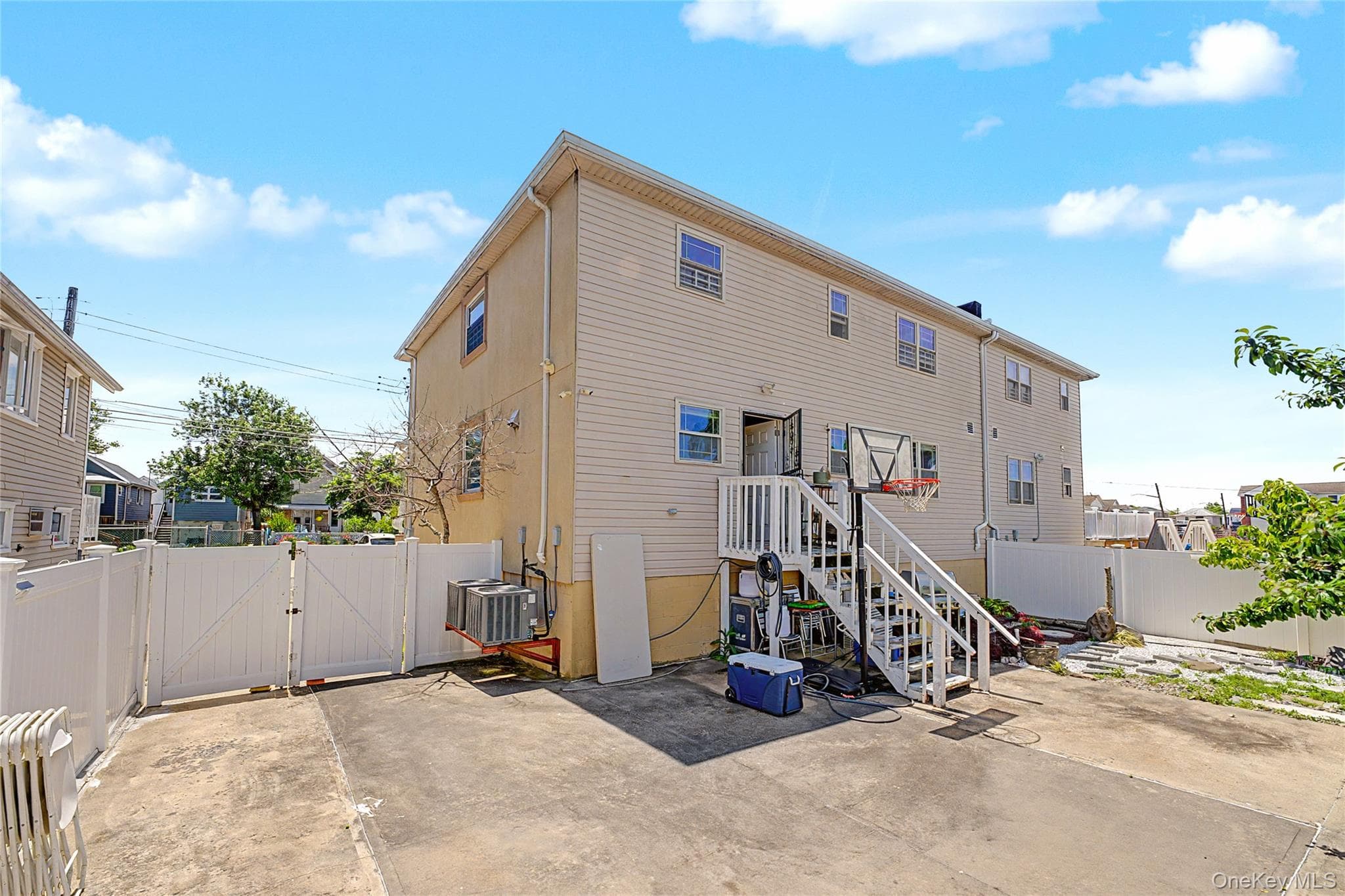 10205 Davenport Court thumbnail 20