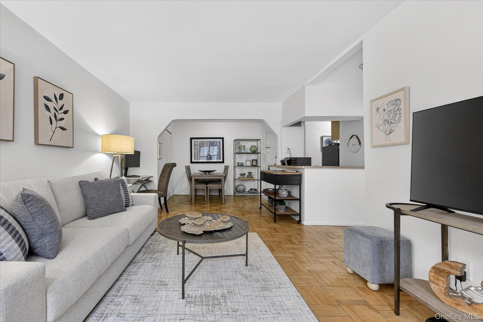 6535 Broadway Unit: 1G thumbnail 2