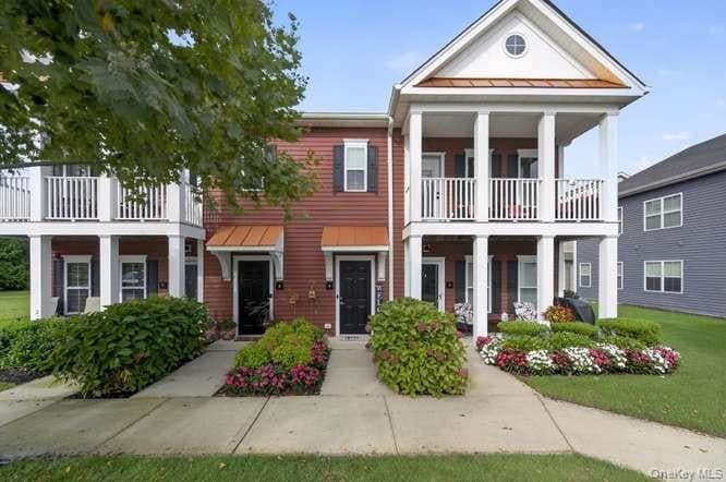 4 Village Drive Unit: 4, East Islip
