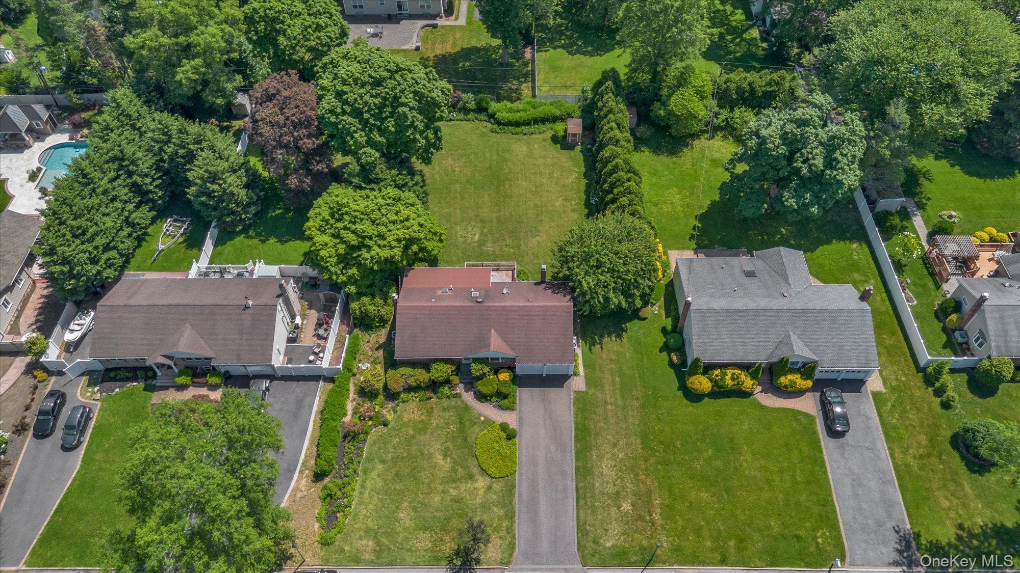 24 Eastover Drive thumbnail 25