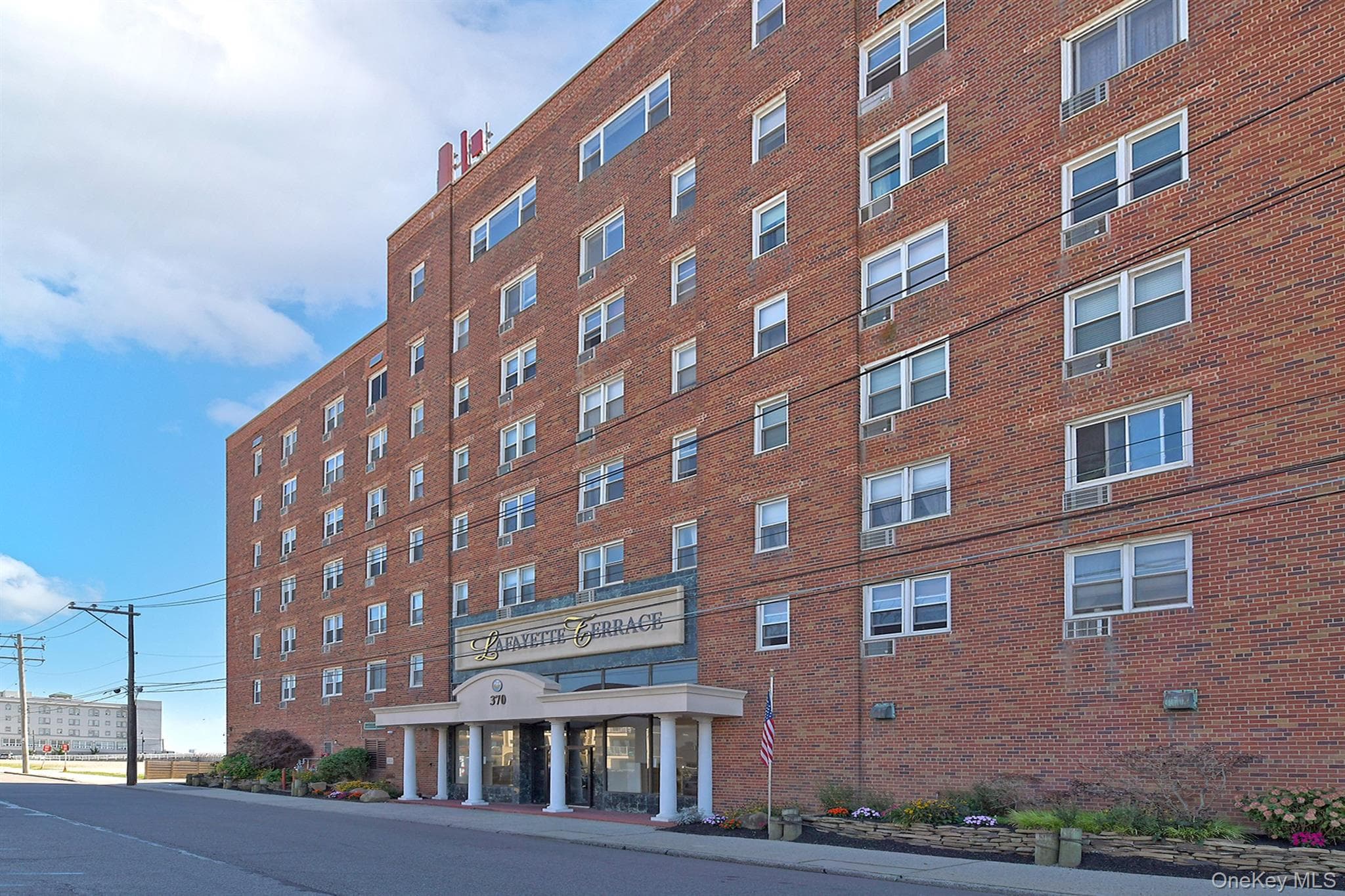 370 W Broadway Unit: 1A thumbnail 26
