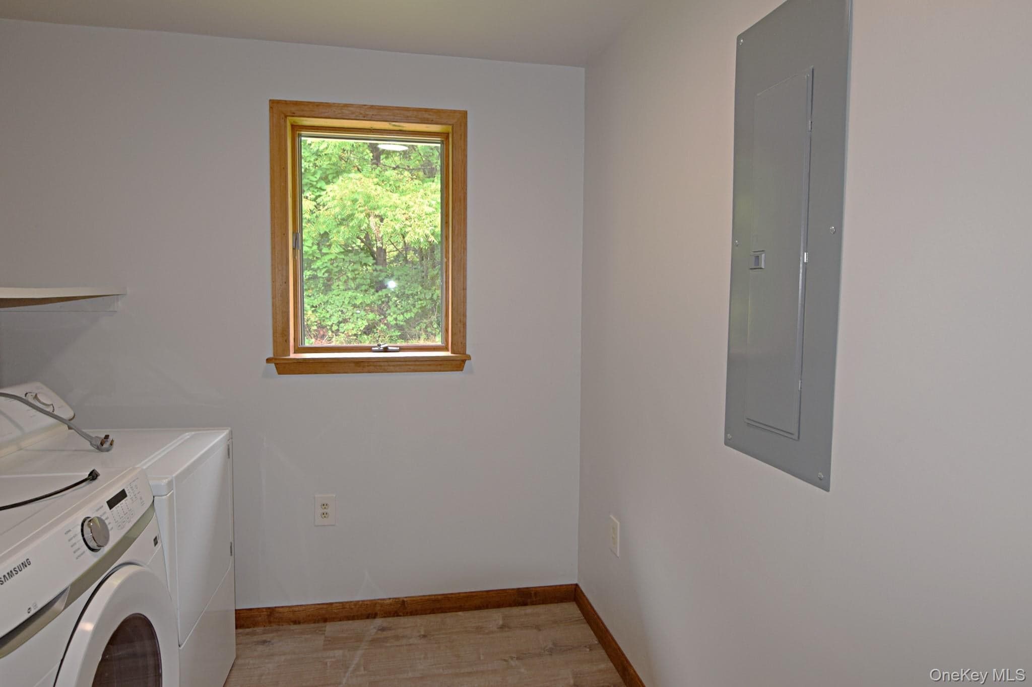 13 Waters Drive thumbnail 12