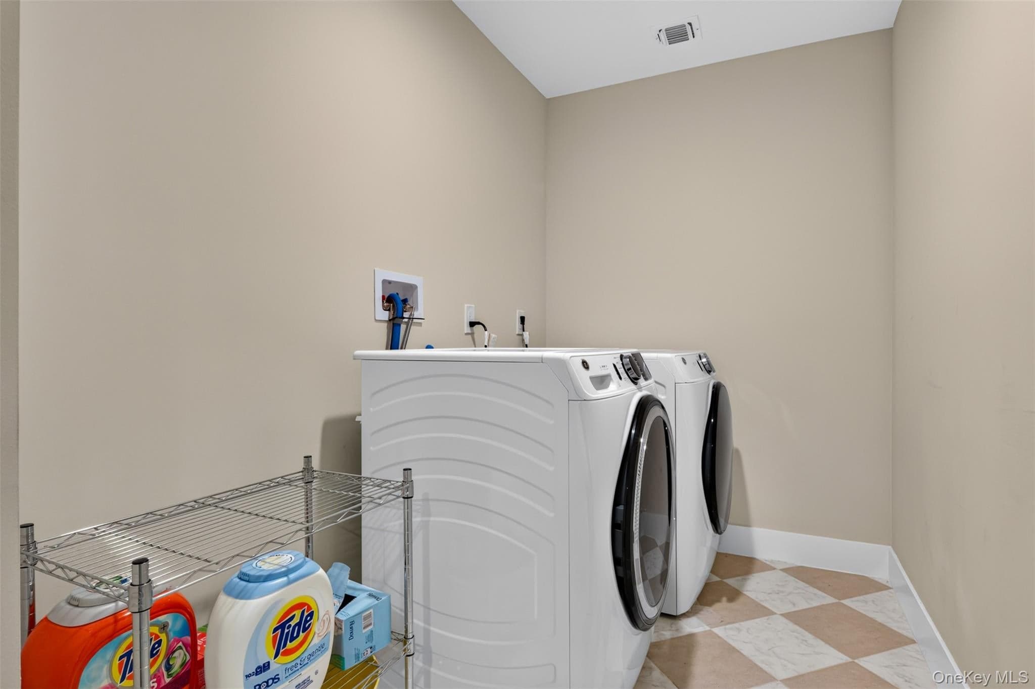 759 Pecan Street thumbnail 30