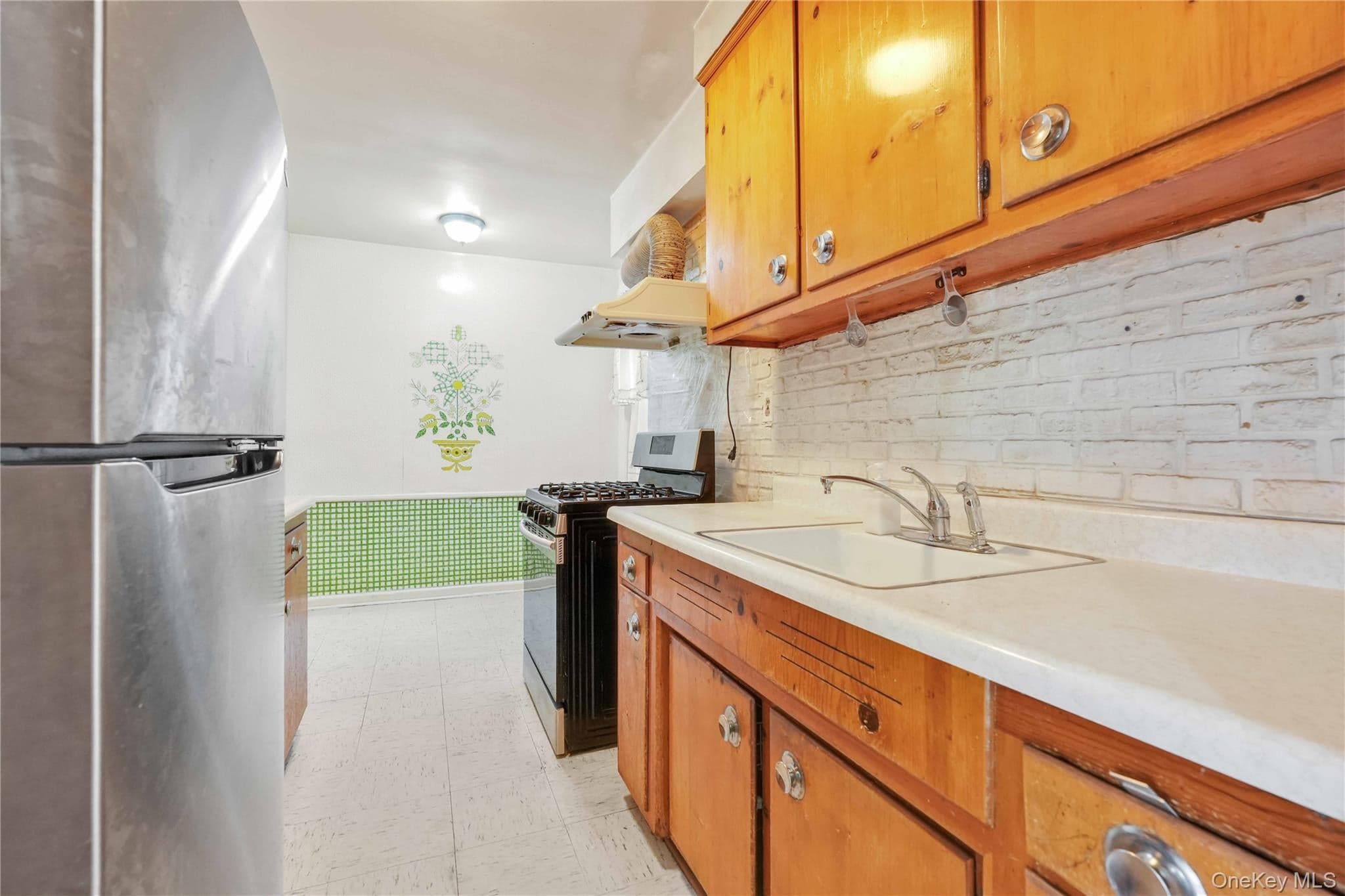 26-25 Union Street Unit: 1H thumbnail 5