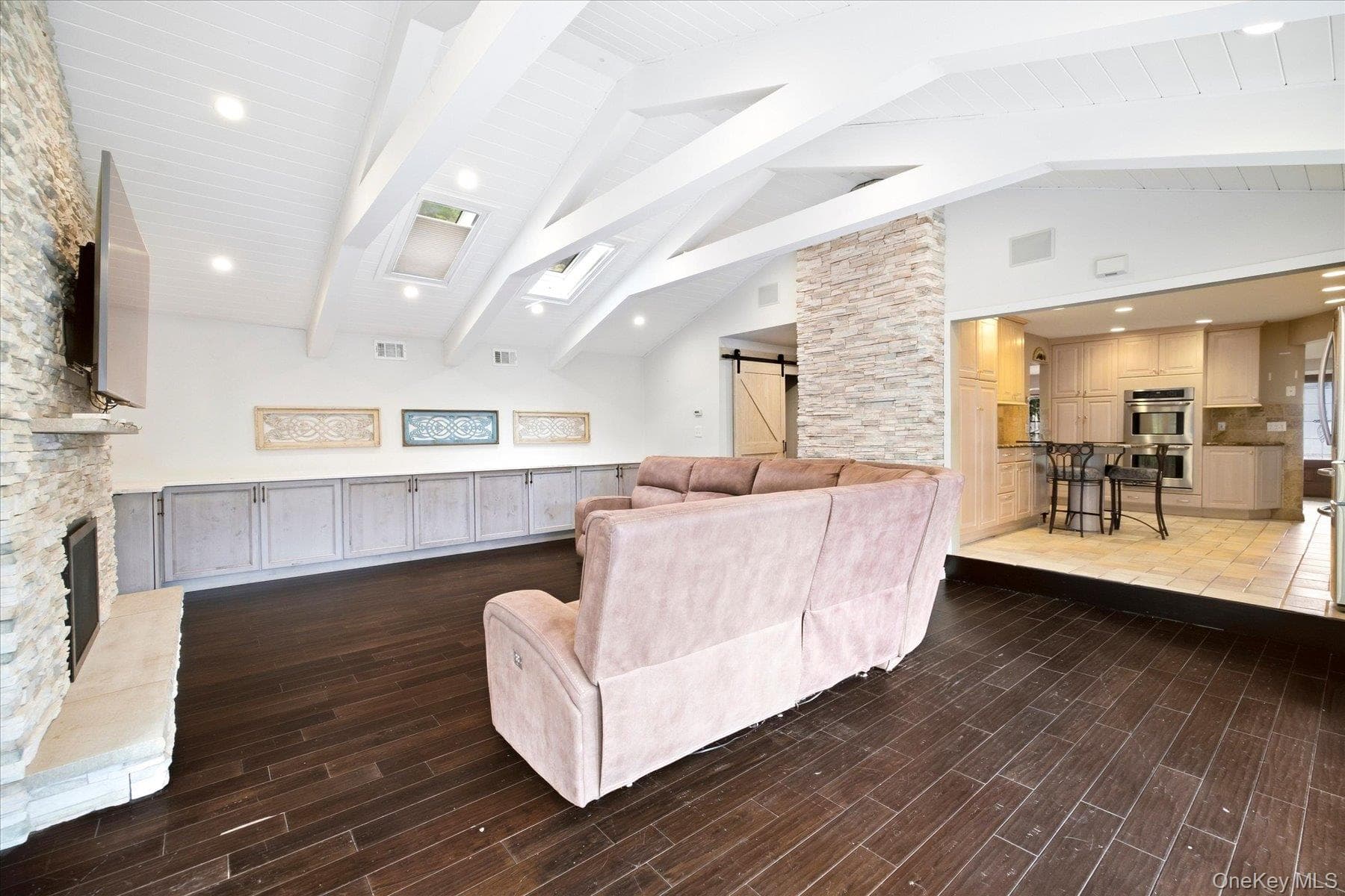 159 Murray Drive thumbnail 19