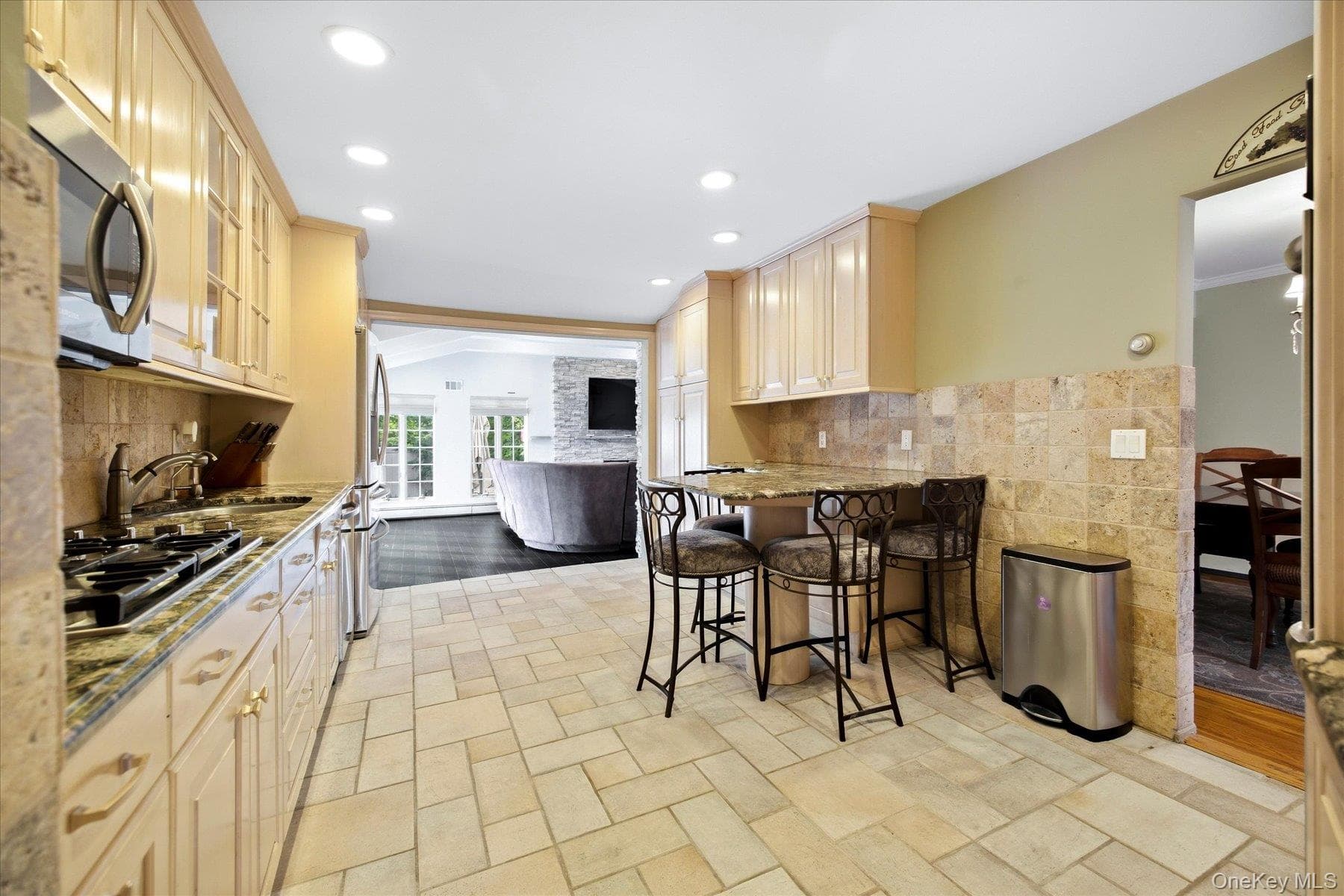 159 Murray Drive thumbnail 14