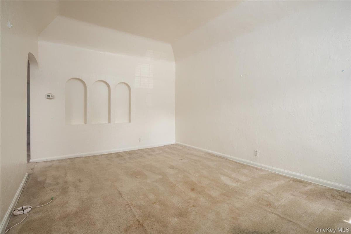 18311 Dunlop Avenue thumbnail 8