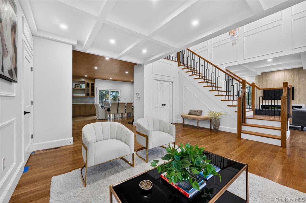 112 Old Oak Lane thumbnail 16