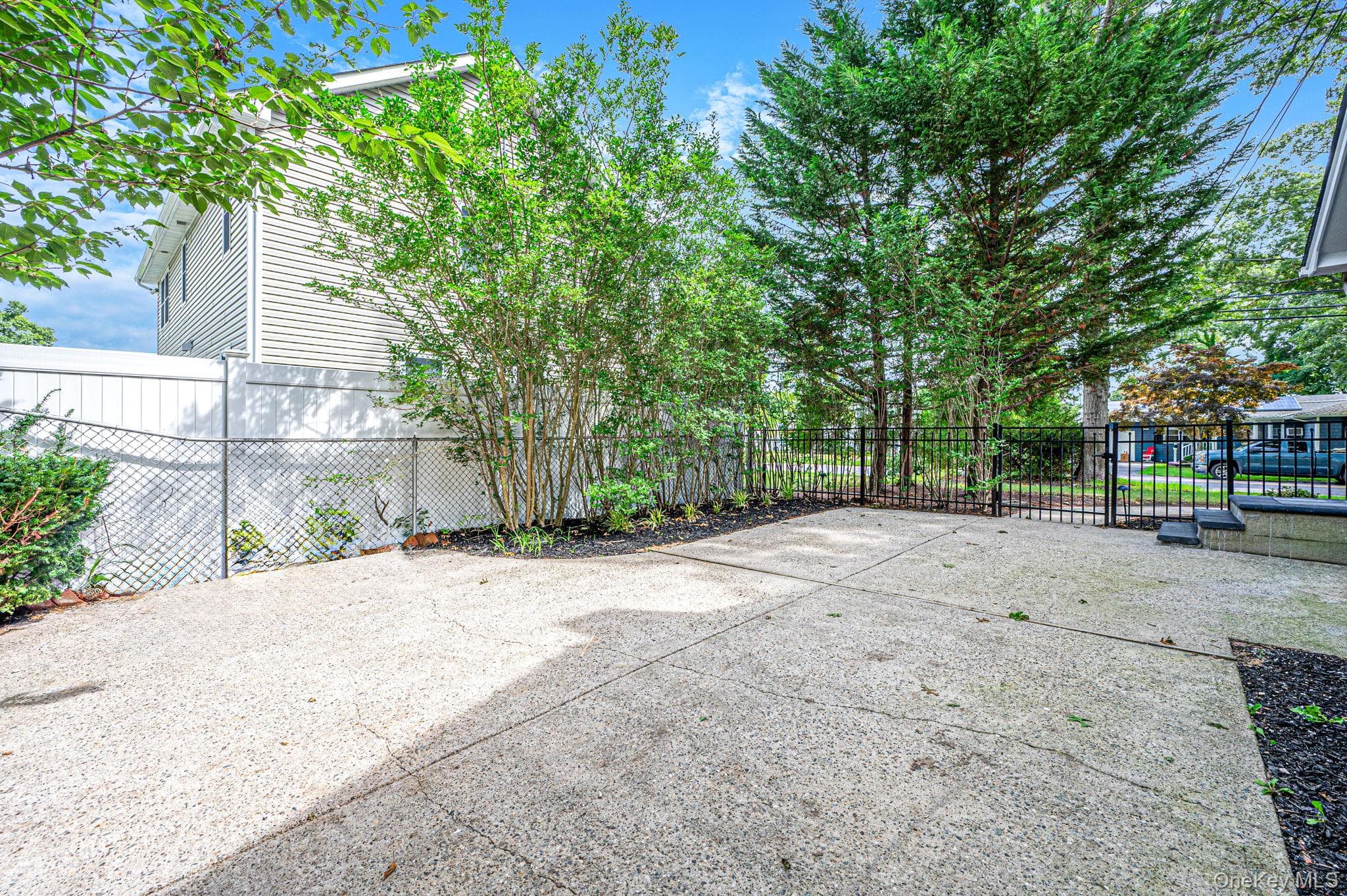 194 Phyllis Drive thumbnail 29