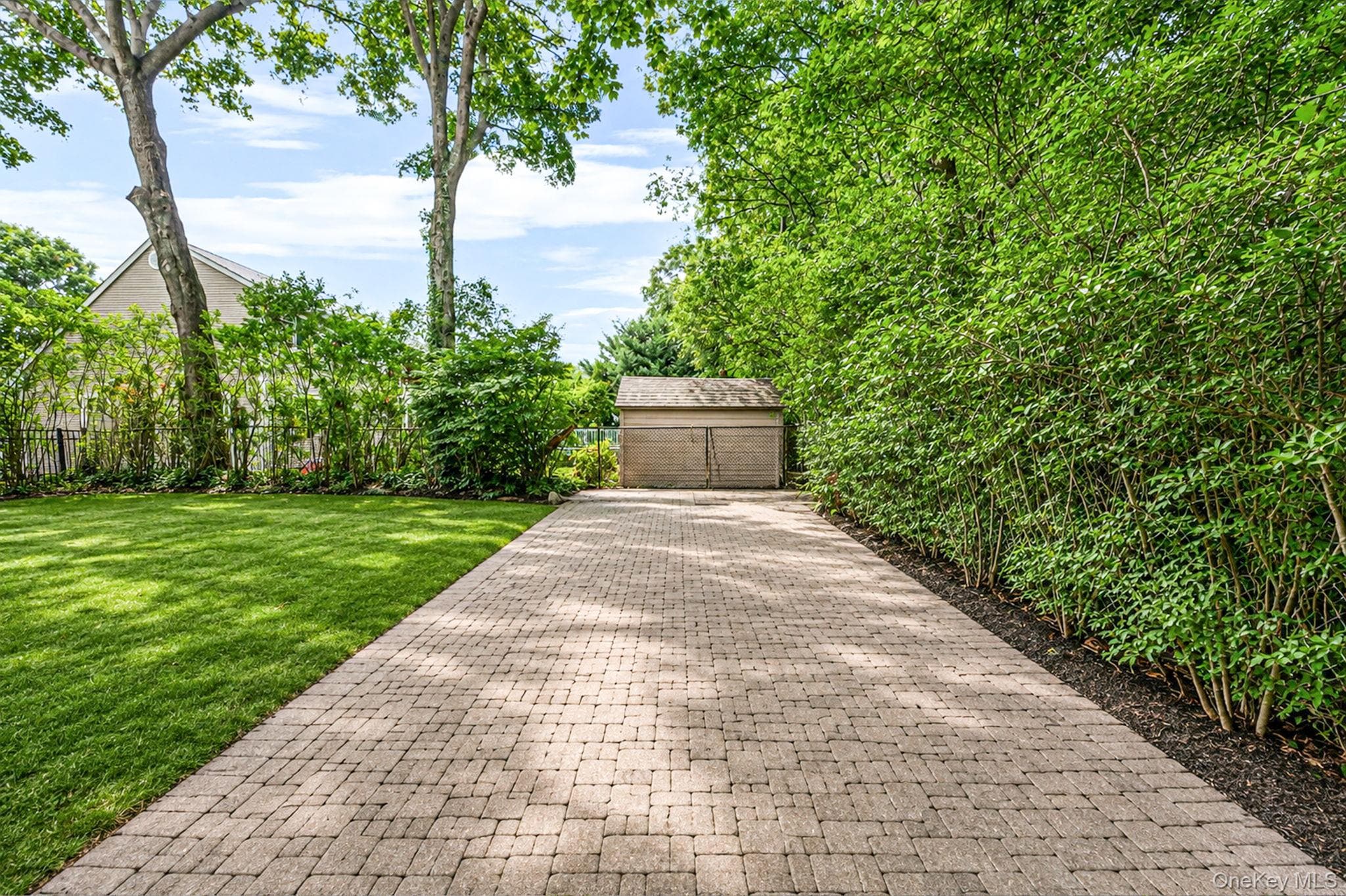 194 Phyllis Drive thumbnail 27