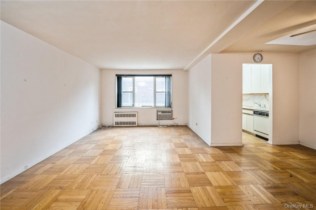 6300 Riverdale Avenue Unit: 1B thumbnail 3
