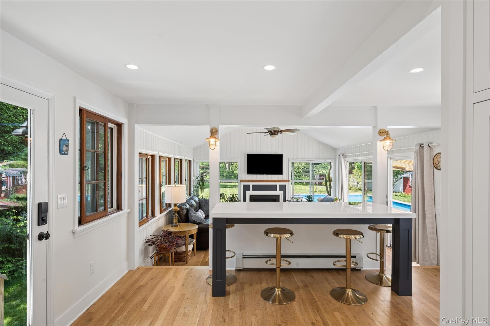 16 Union Avenue thumbnail 13