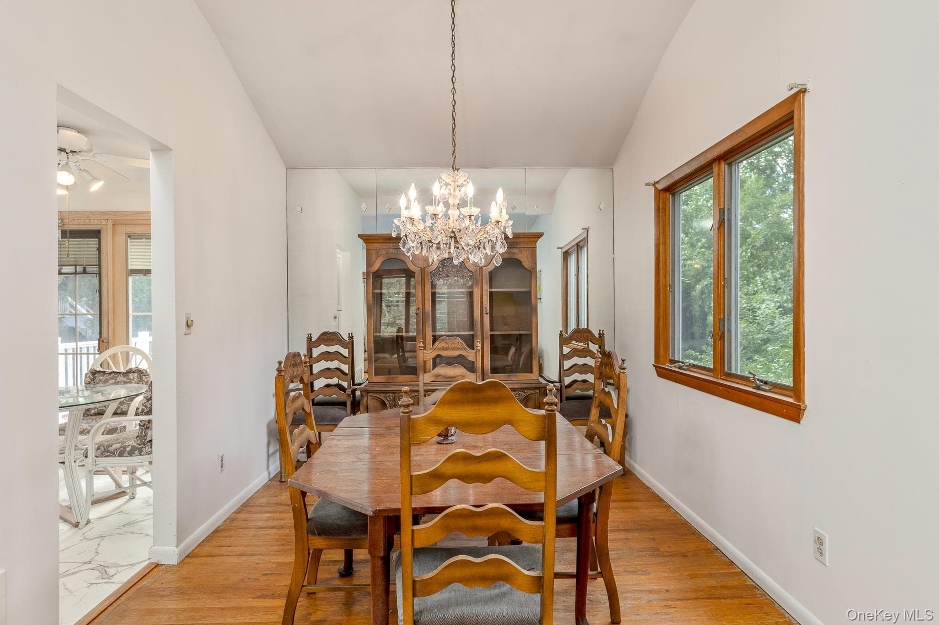16 Arlington Avenue thumbnail 7