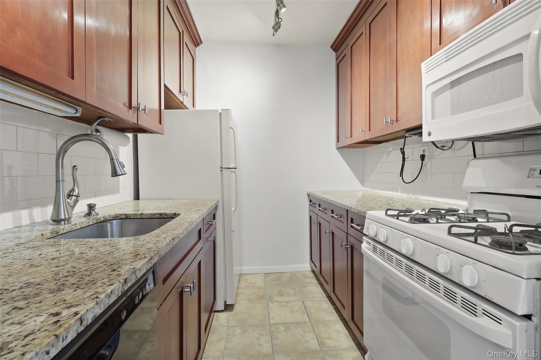 360 Westchester Avenue Unit: 623 thumbnail 3