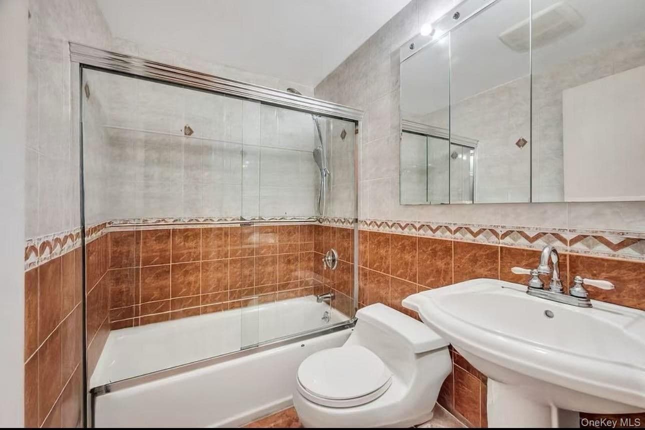 46-12 161st Street Unit: 1D thumbnail 4