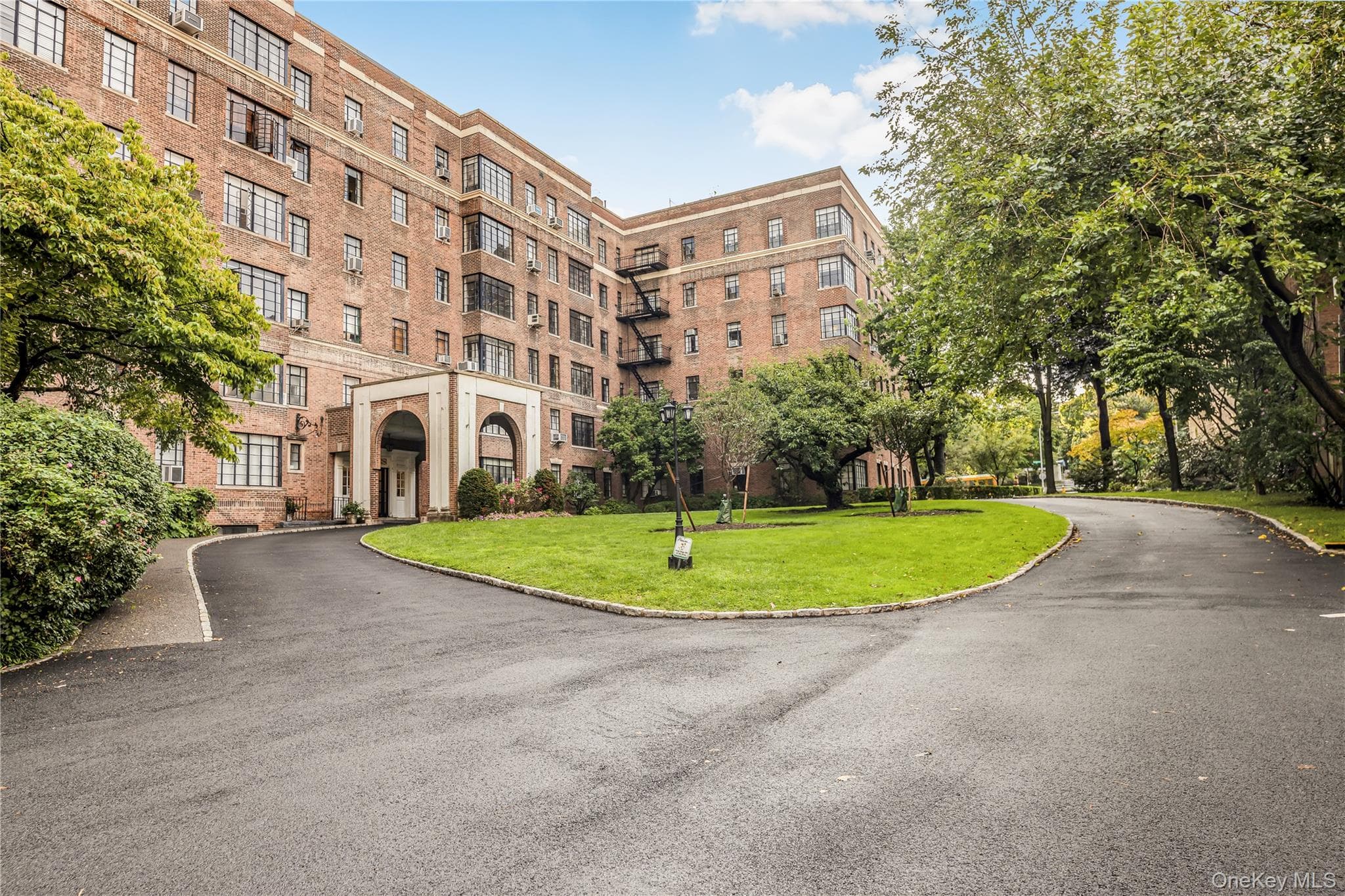 3001 Henry Hudson Parkway Unit: 2H thumbnail 24