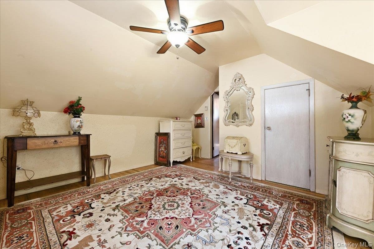 65 Riverside Avenue thumbnail 17