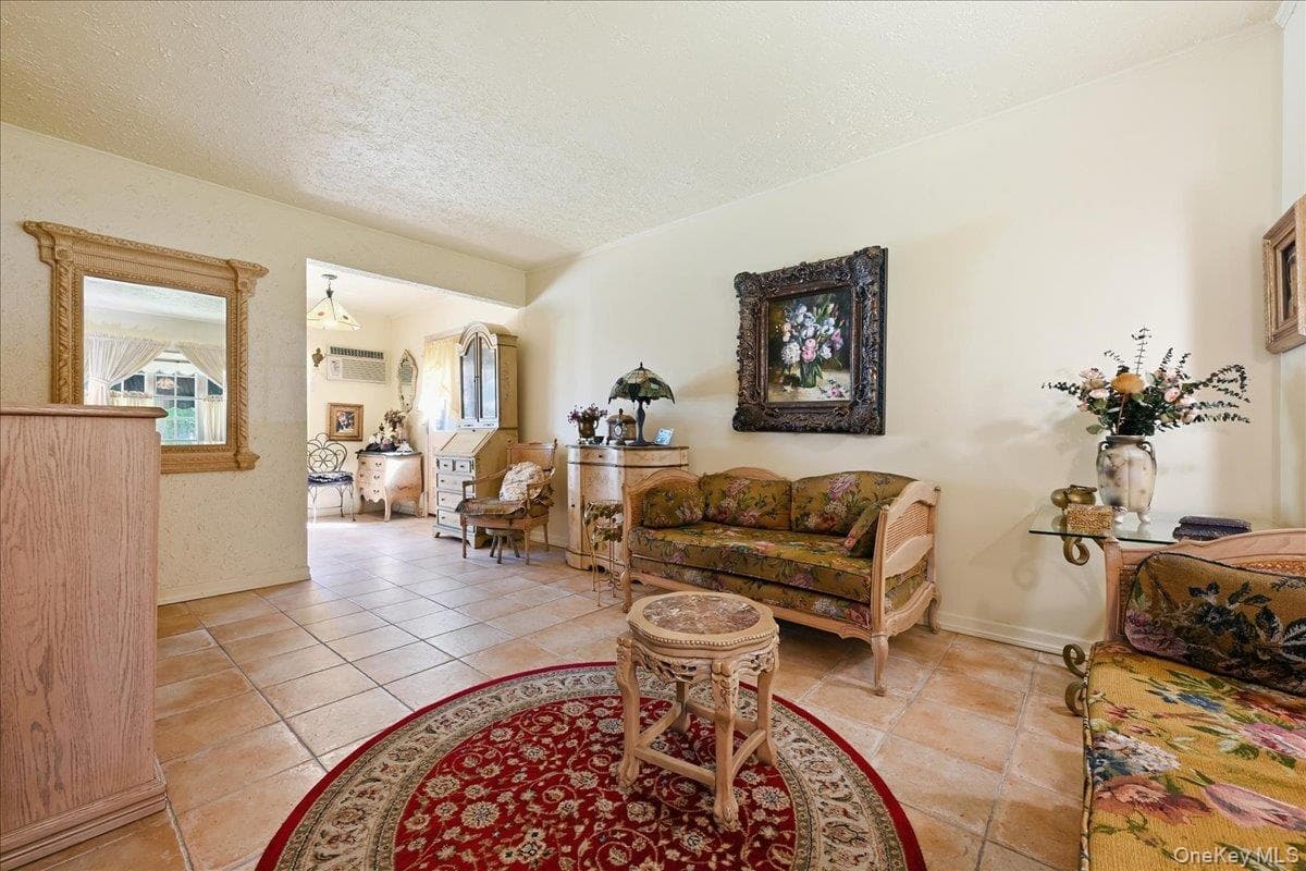 65 Riverside Avenue thumbnail 3