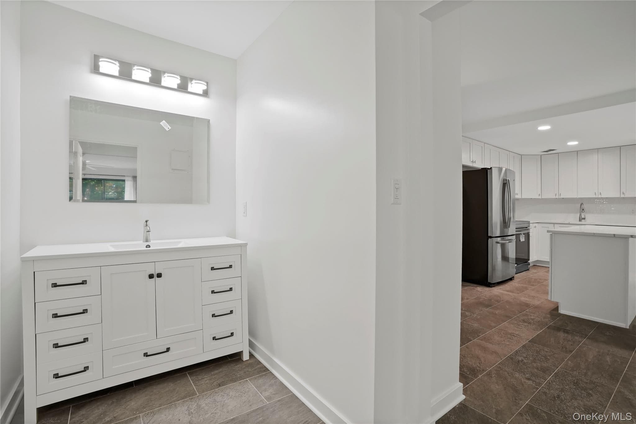 300 High Point Drive Unit: 314 thumbnail 20