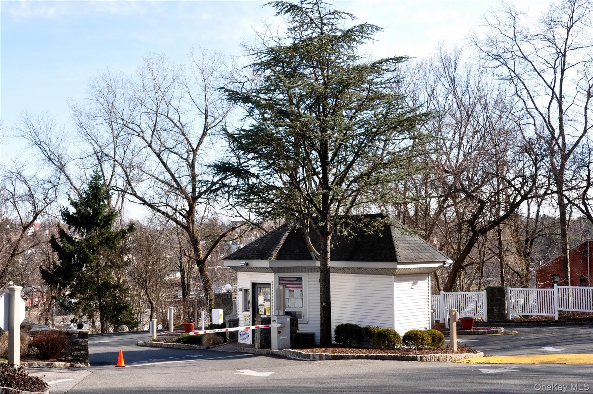 300 High Point Drive Unit: 314 thumbnail 29