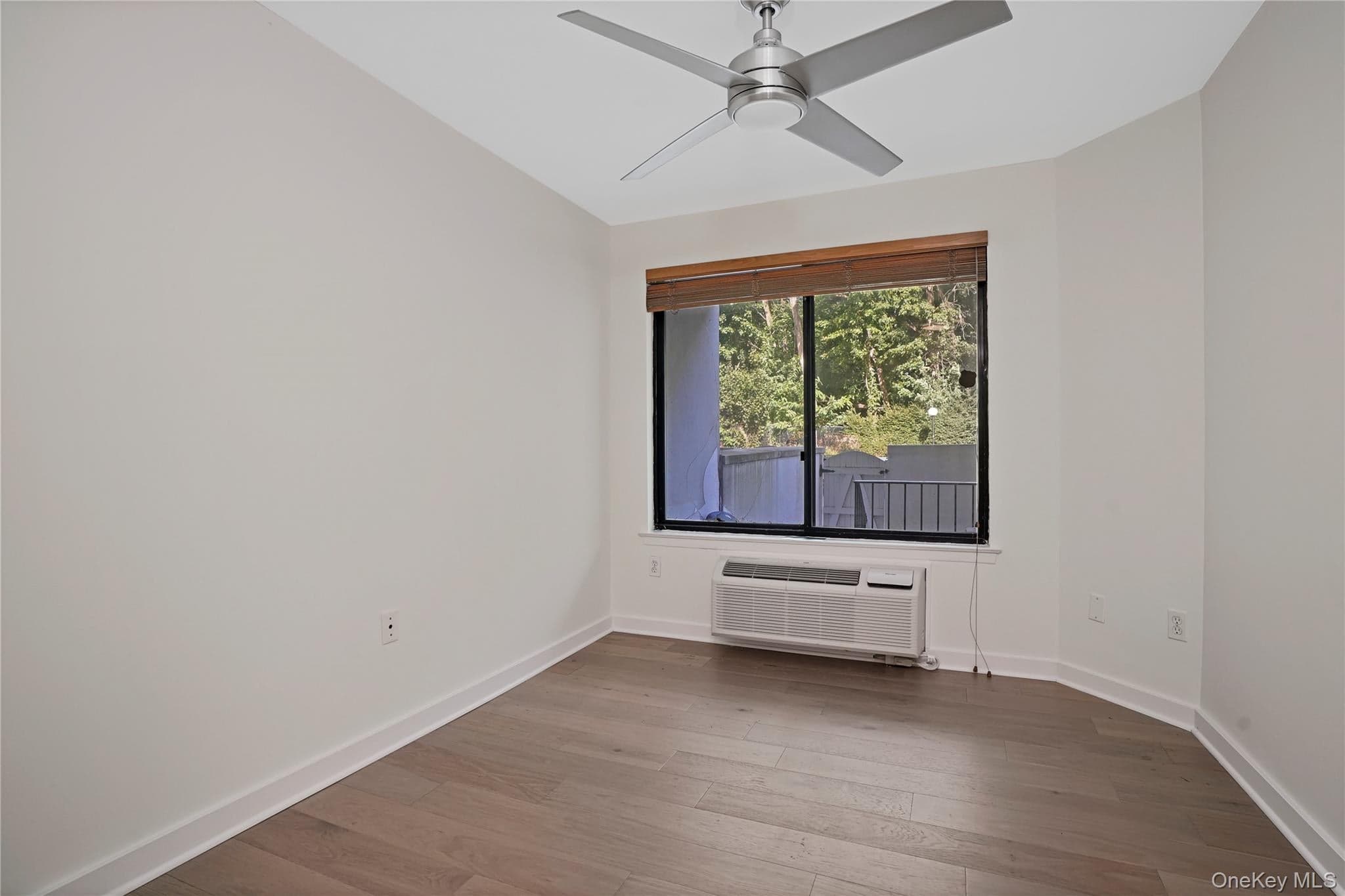 300 High Point Drive Unit: 314 thumbnail 7