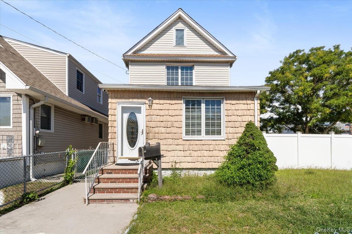 101-19 159th Avenue, Howard Beach