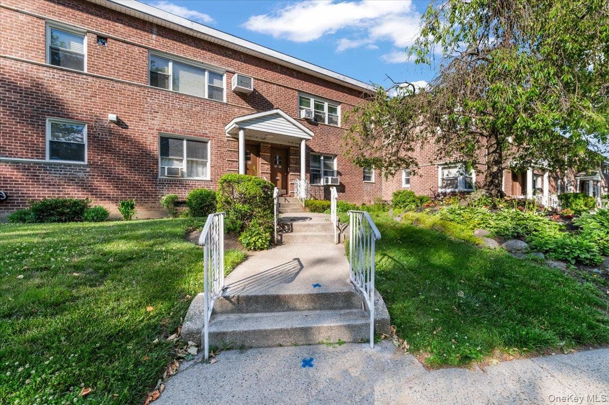 87-29 Marengo Street Unit: 1C thumbnail 2
