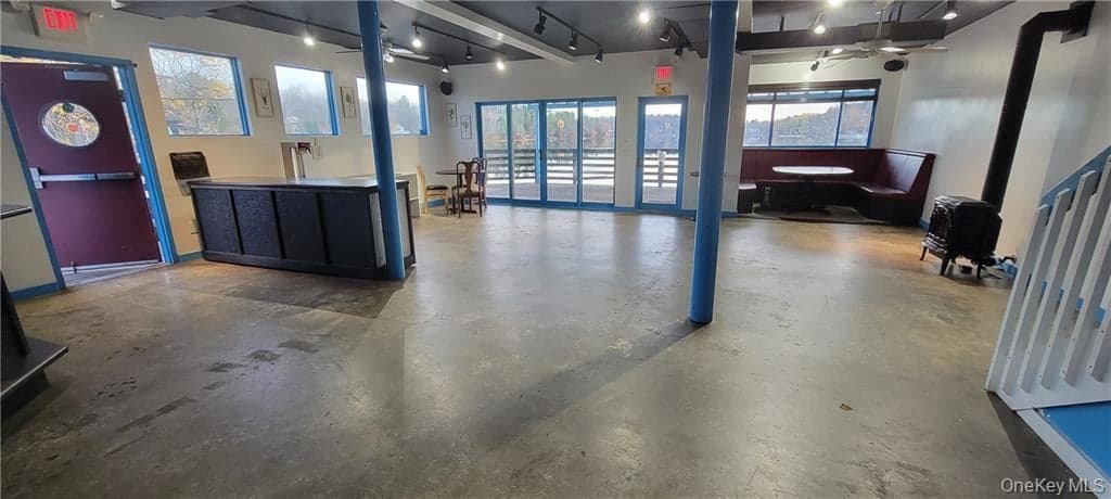 13 Horseshoe Lake Road thumbnail 7
