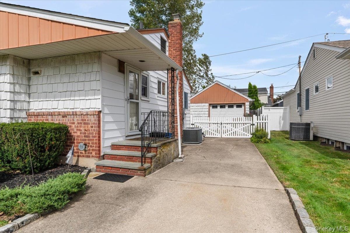 41 Cornell Lane thumbnail 22
