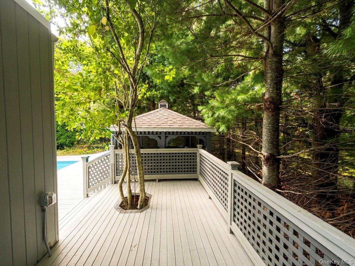 10 Glenmore Drive thumbnail 8