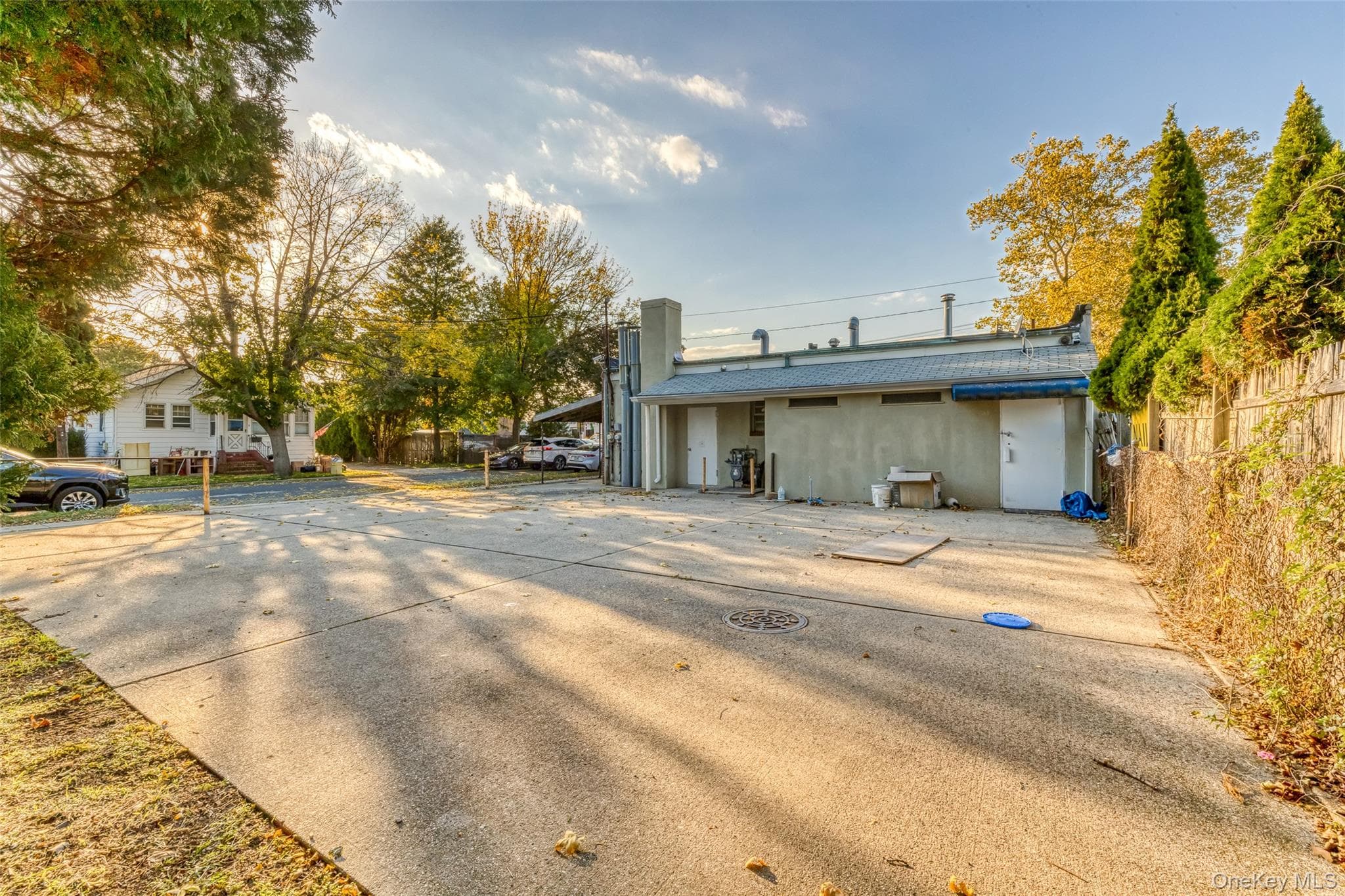 153 Woodbury Road thumbnail 21