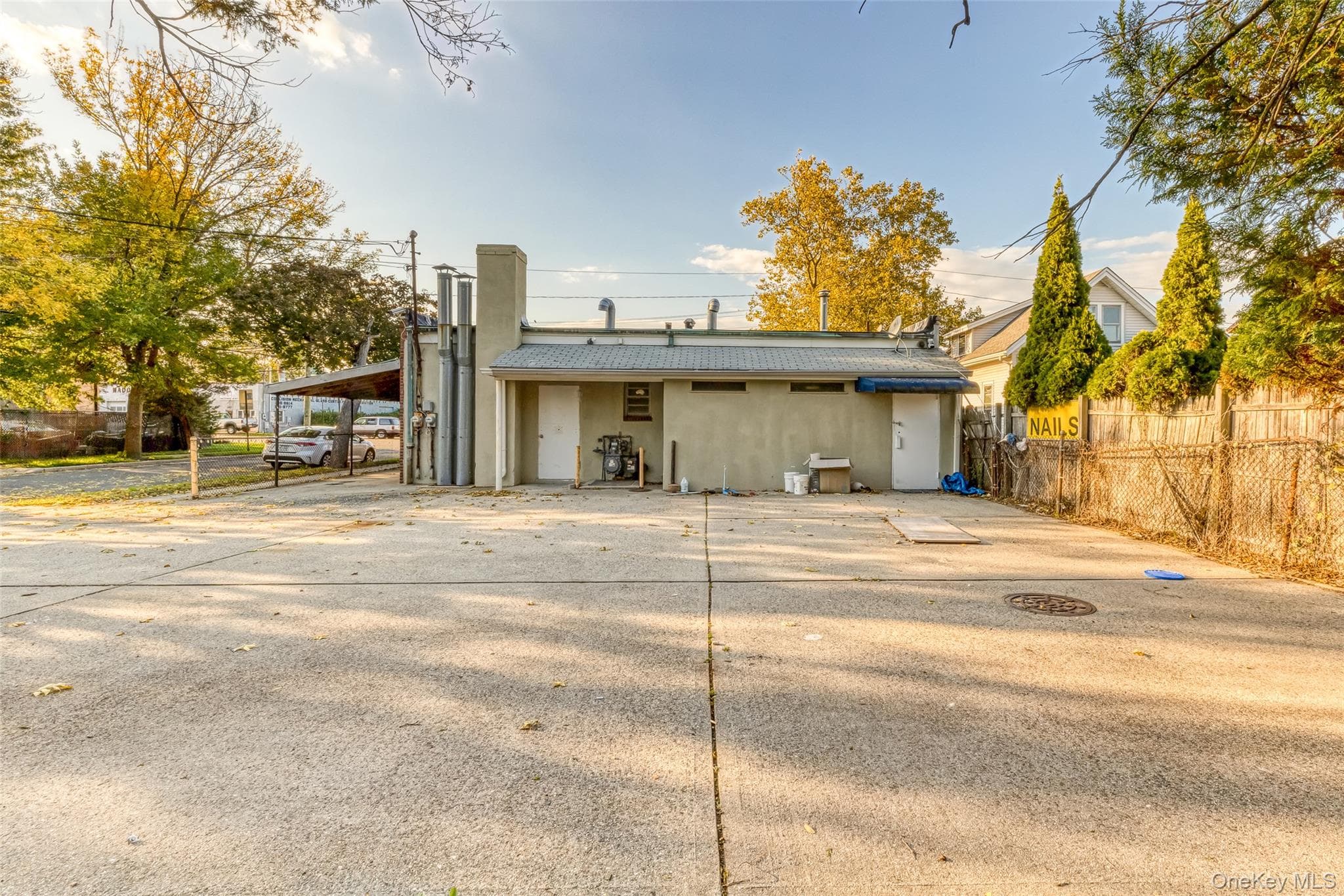 153 Woodbury Road thumbnail 22