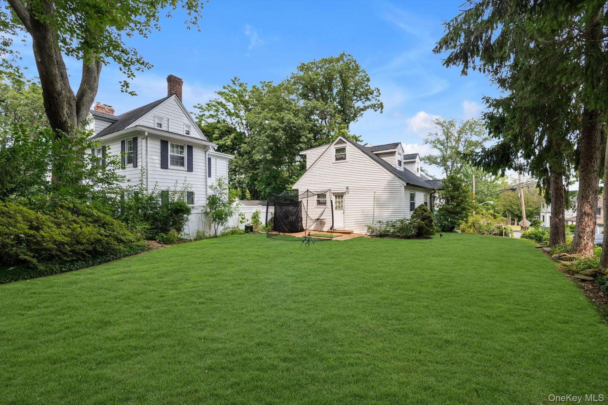 257 Schenck Avenue thumbnail 14