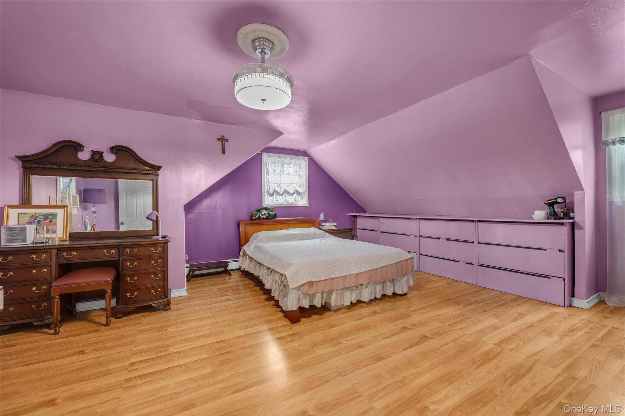 257 Schenck Avenue thumbnail 9
