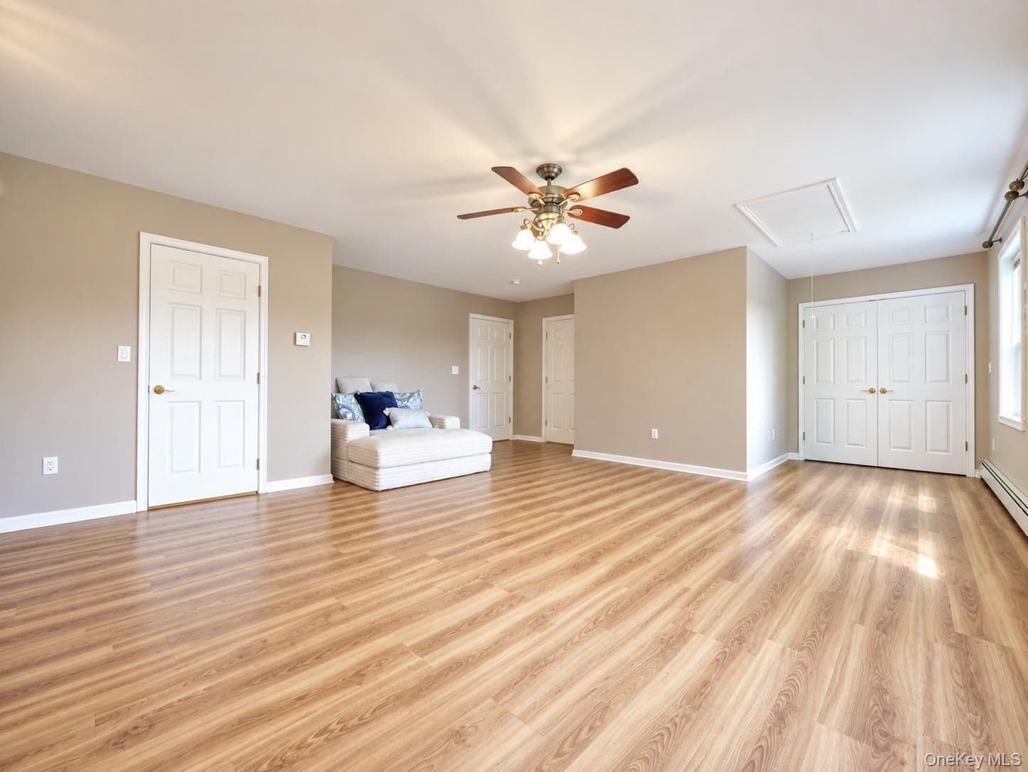 8 Acorn Drive thumbnail 18