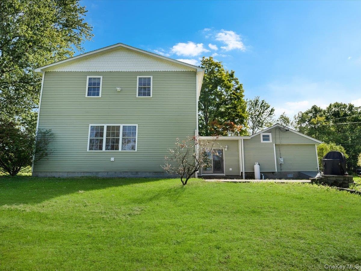 8 Acorn Drive thumbnail 42