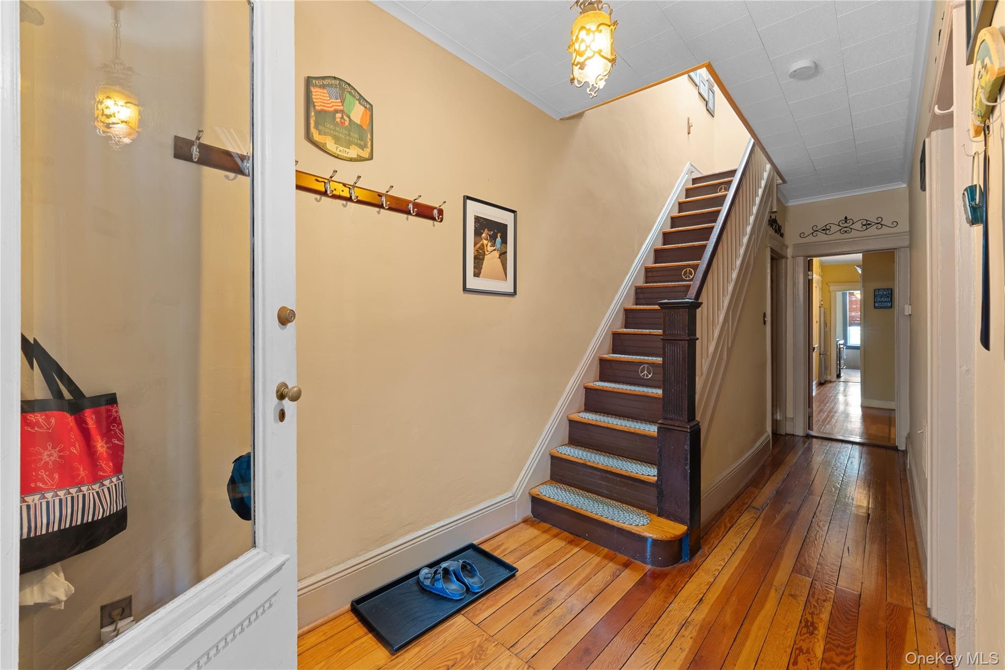 71-15 68th Street thumbnail 3