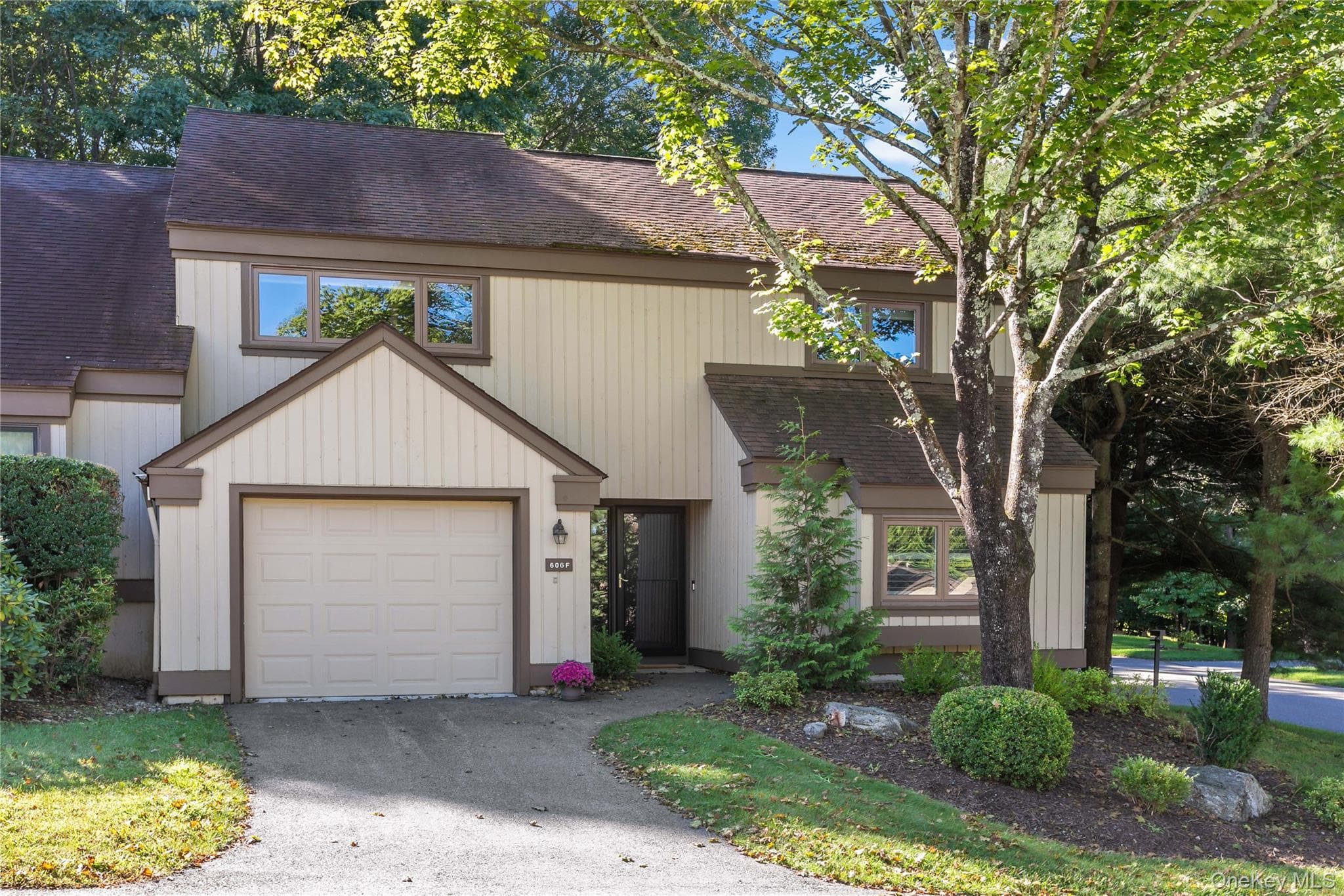 606 Heritage Hills Unit: F, Somers