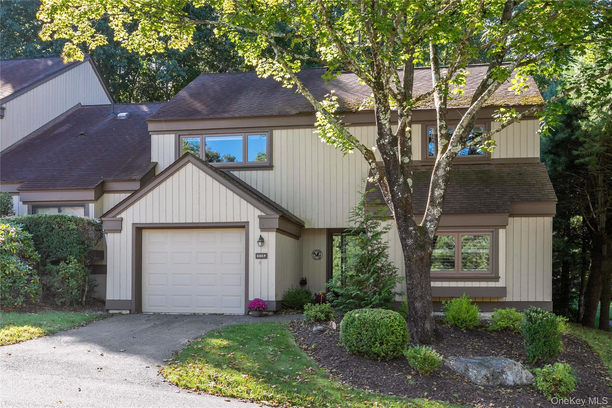 606 Heritage Hills Unit: F thumbnail 22