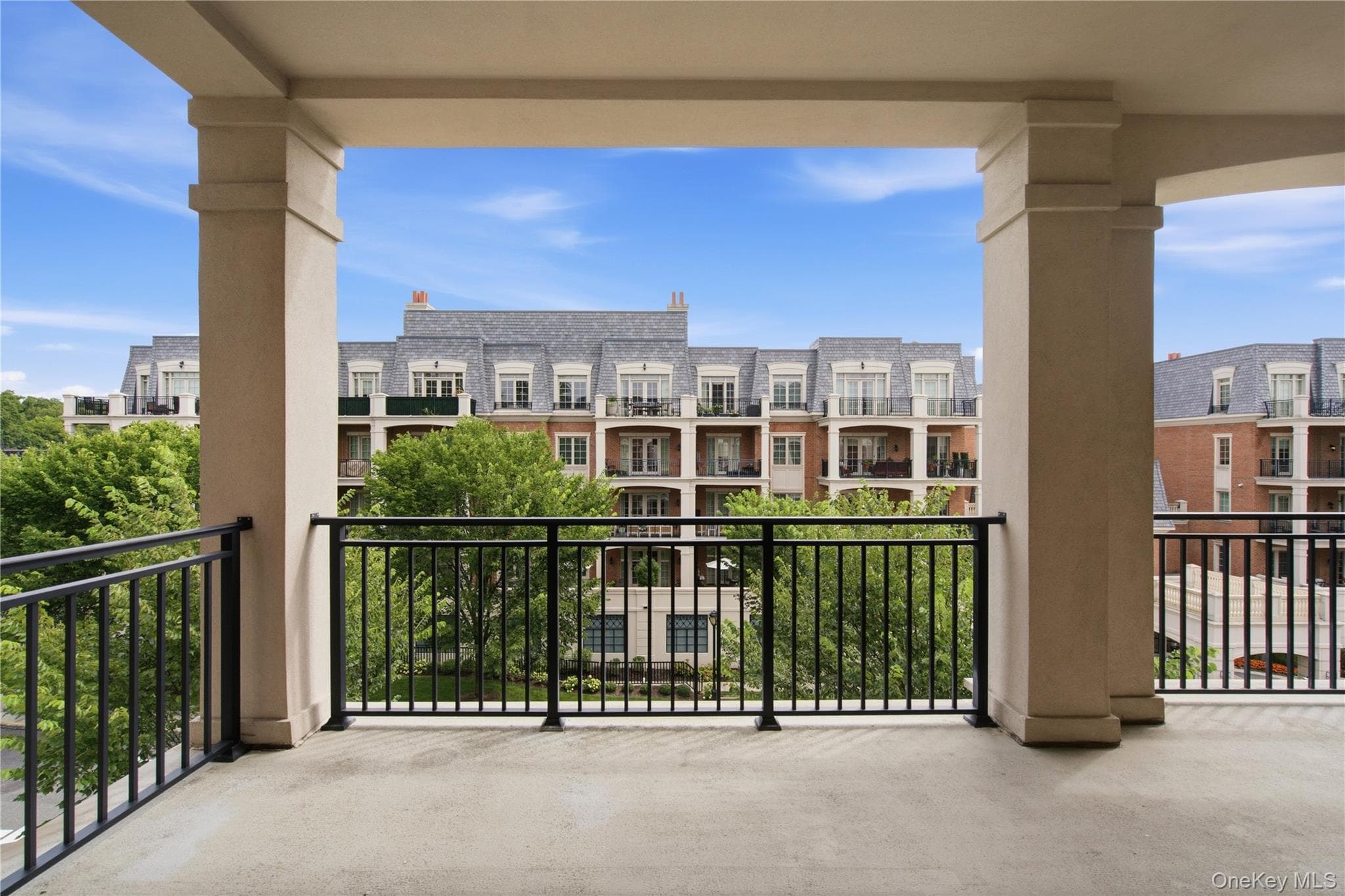 6000 Royal Court Unit: 6204 thumbnail 28