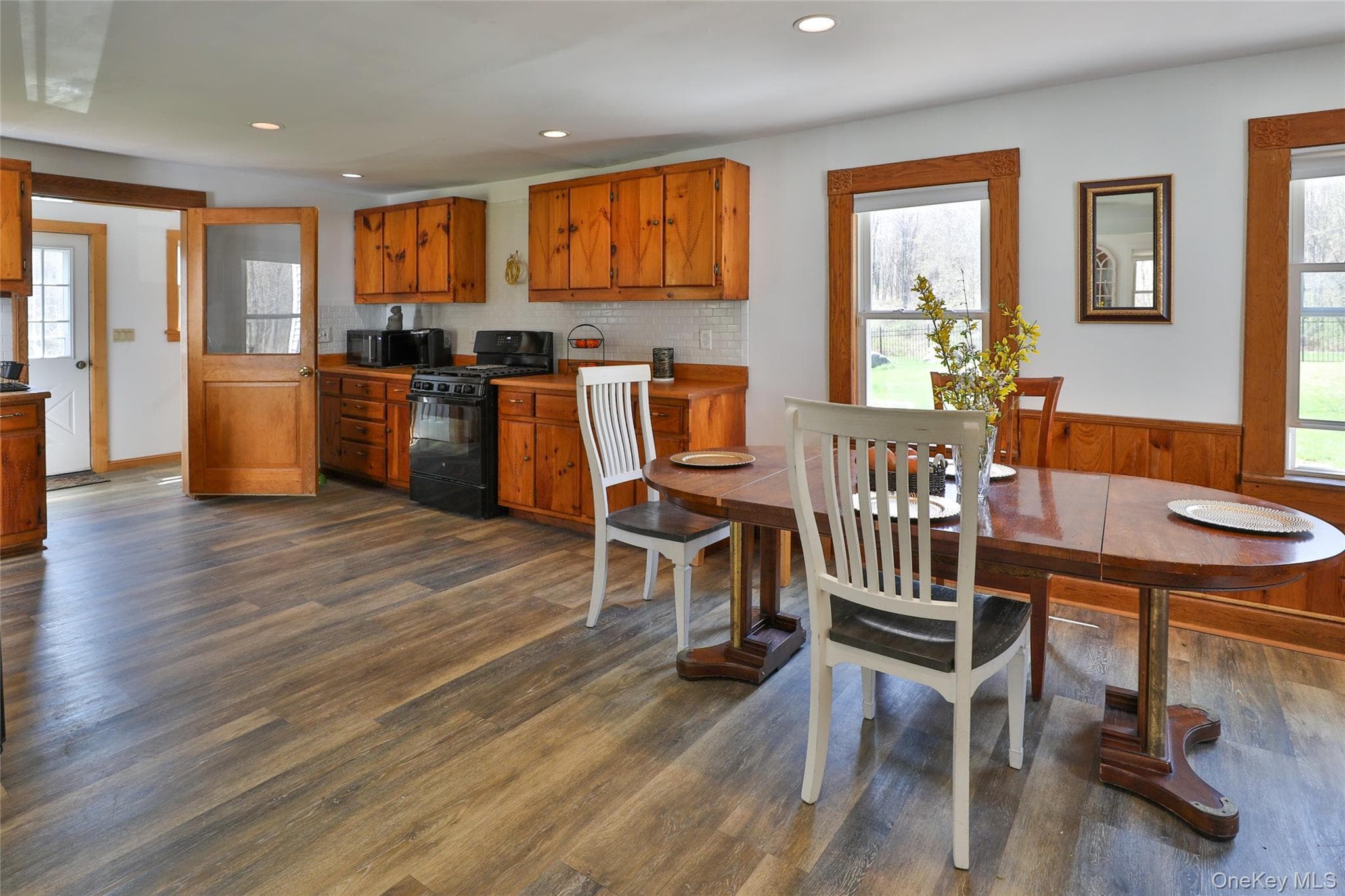 176 Williams Road thumbnail 14