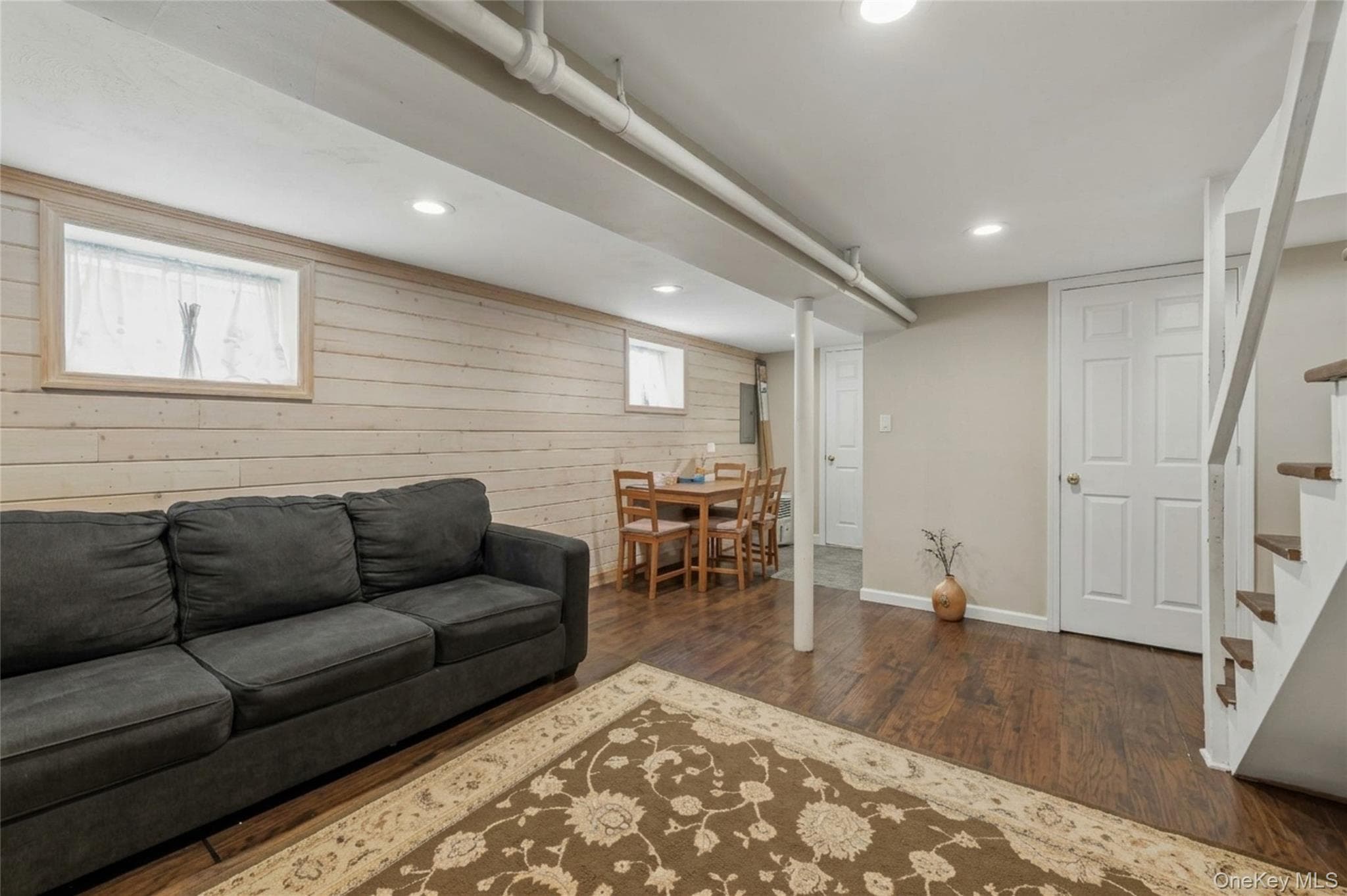 51 Sterling Avenue thumbnail 25
