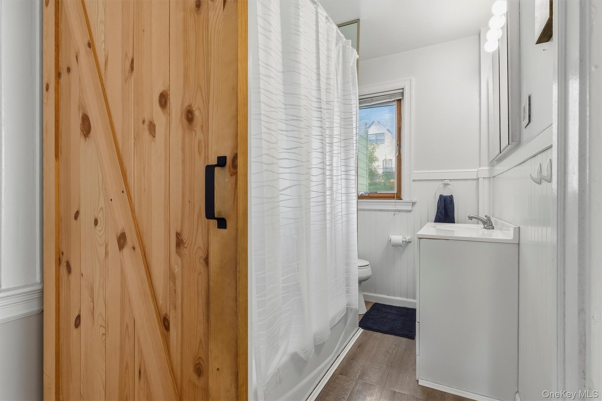 51 Sterling Avenue thumbnail 18