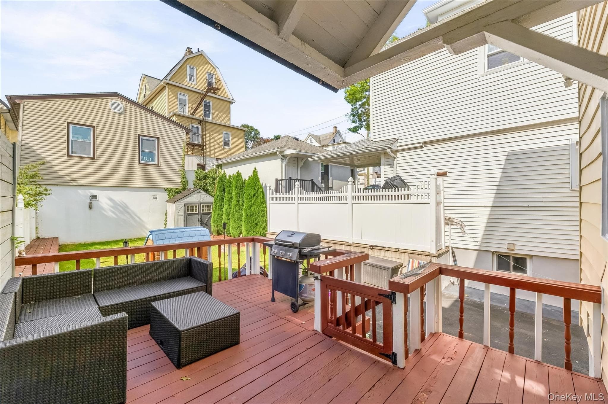 51 Sterling Avenue thumbnail 26