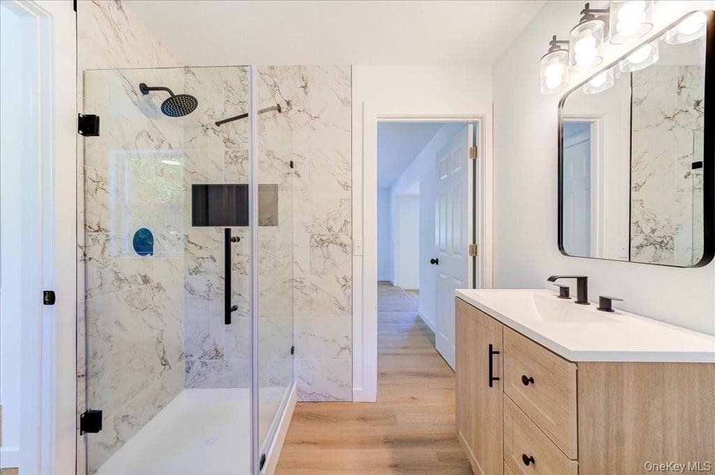 452 Vineyard Avenue thumbnail 13