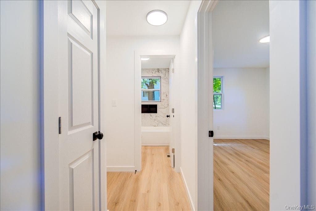 452 Vineyard Avenue thumbnail 20