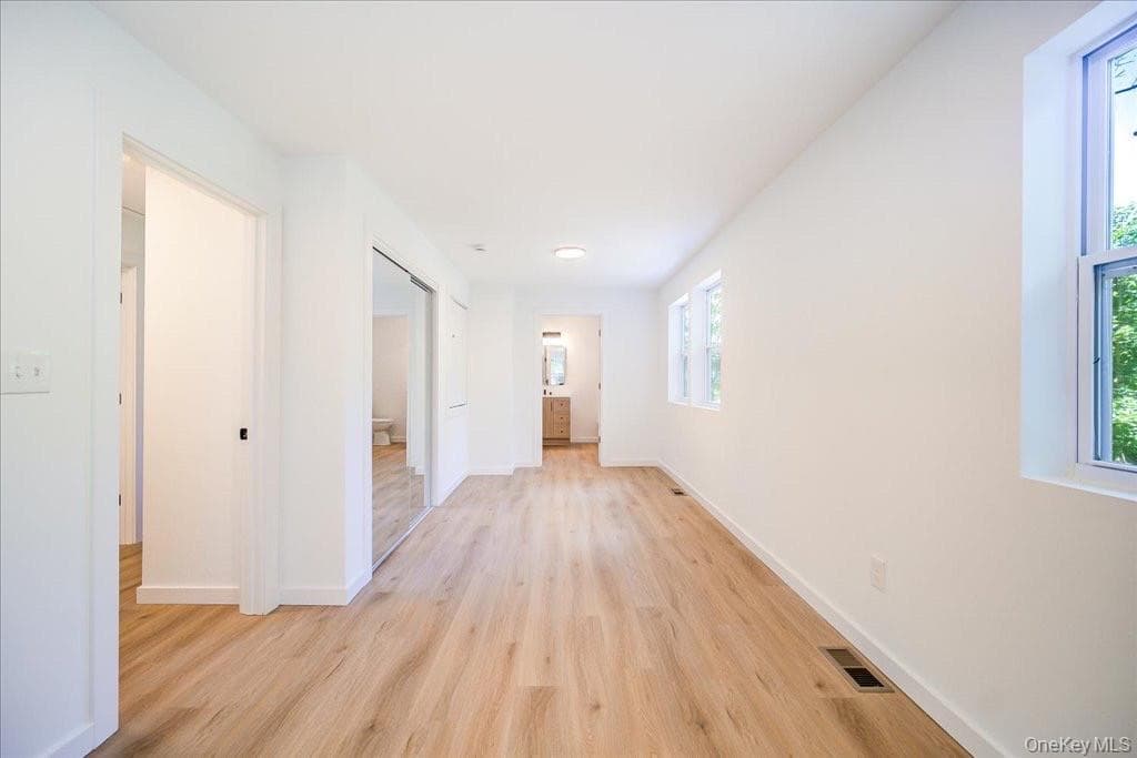 452 Vineyard Avenue thumbnail 12