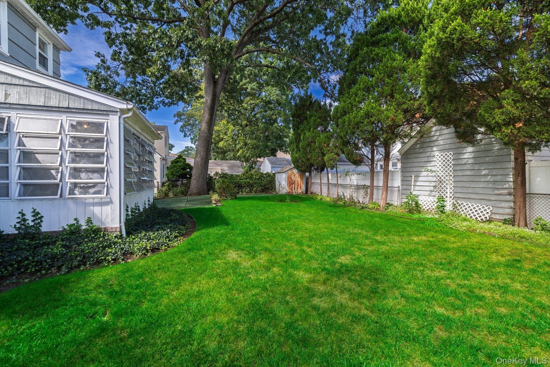 175 E Carpenter Street thumbnail 34
